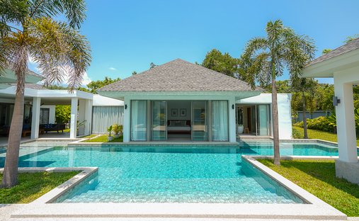 Villa in Thep Krasattri, Phuket, Thailand 1