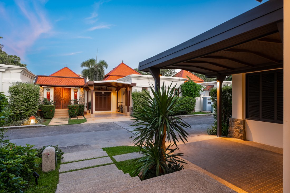 Villa in Choeng Thale, Phuket, Thailand 5 - 15851608