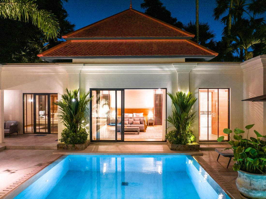 Villa in Choeng Thale, Phuket, Thailand 1 - 15851608