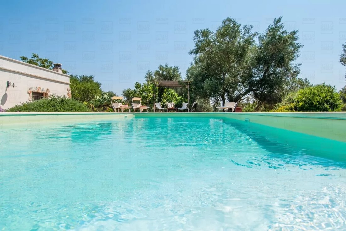 Villa en Ceglie Messapica, Apulia, Italia 2 - 15851615