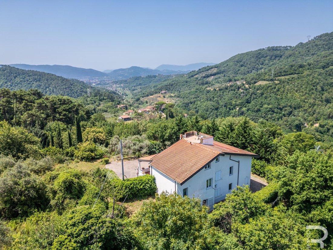 Villa in Fosdinovo, Tuscany, Italy 4 - 15851866