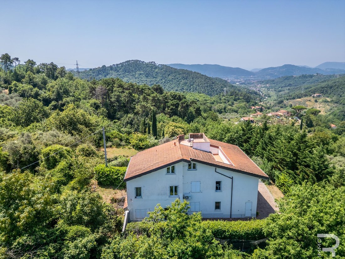 Villa in Fosdinovo, Tuscany, Italy 5 - 15851866