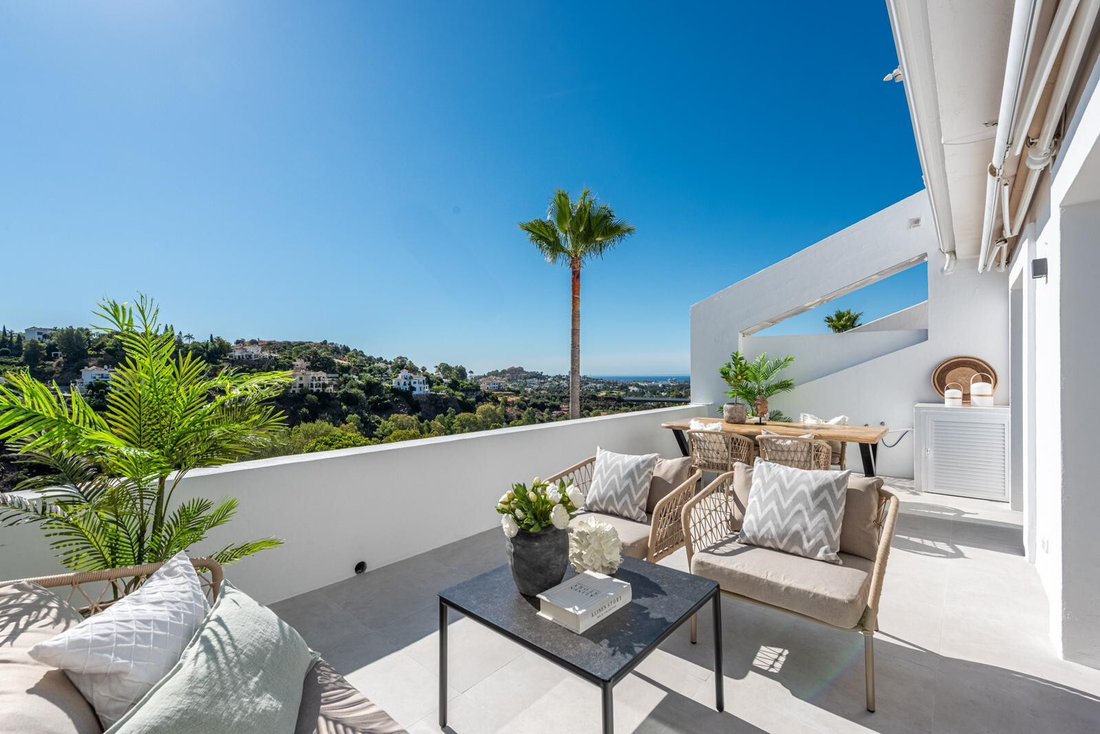 Apartment in La Quinta, Benahavis, Andalusia 1 - 15851846