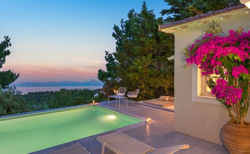 Villa in Sporades, Thessaly and Central Greece, Greece 1