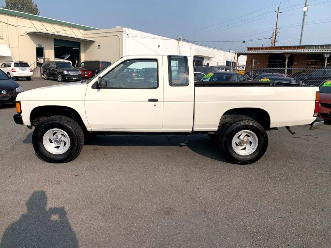 1986 Nissan Pickup XE - 1986.5 King Cab 4X4 in Lynnwood, WA, United States 3 - 15853097