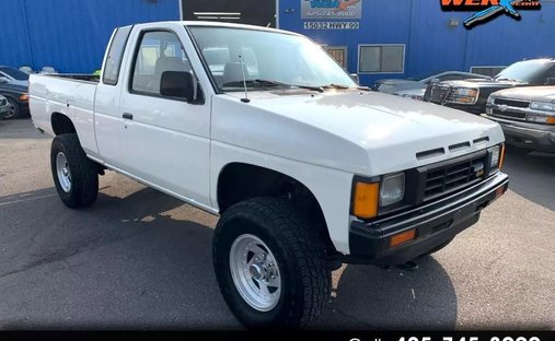 1986 Nissan Pickup XE - 1986.5 King Cab 4X4 in Lynnwood, WA, United States 1