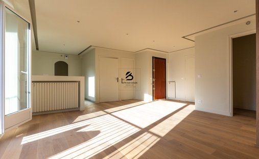 Apartment in Nationale-Deux Moulins, Paris 13e Arrondissement, Paris 1