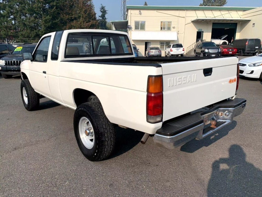 1986 Nissan Pickup XE - 1986.5 King Cab 4X4 in Lynnwood, WA, United States 2 - 15853097
