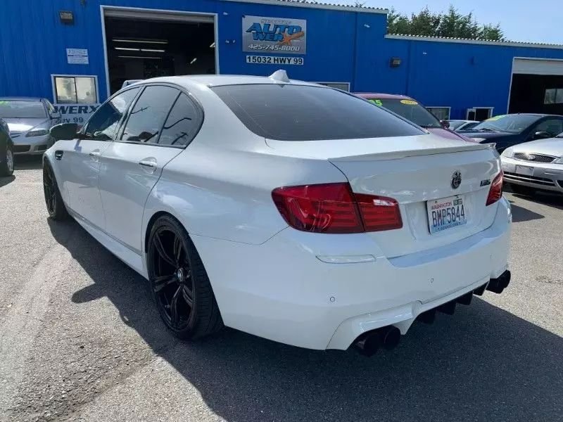 Sedan in Lynnwood, WA, United States 2 - 15853501
