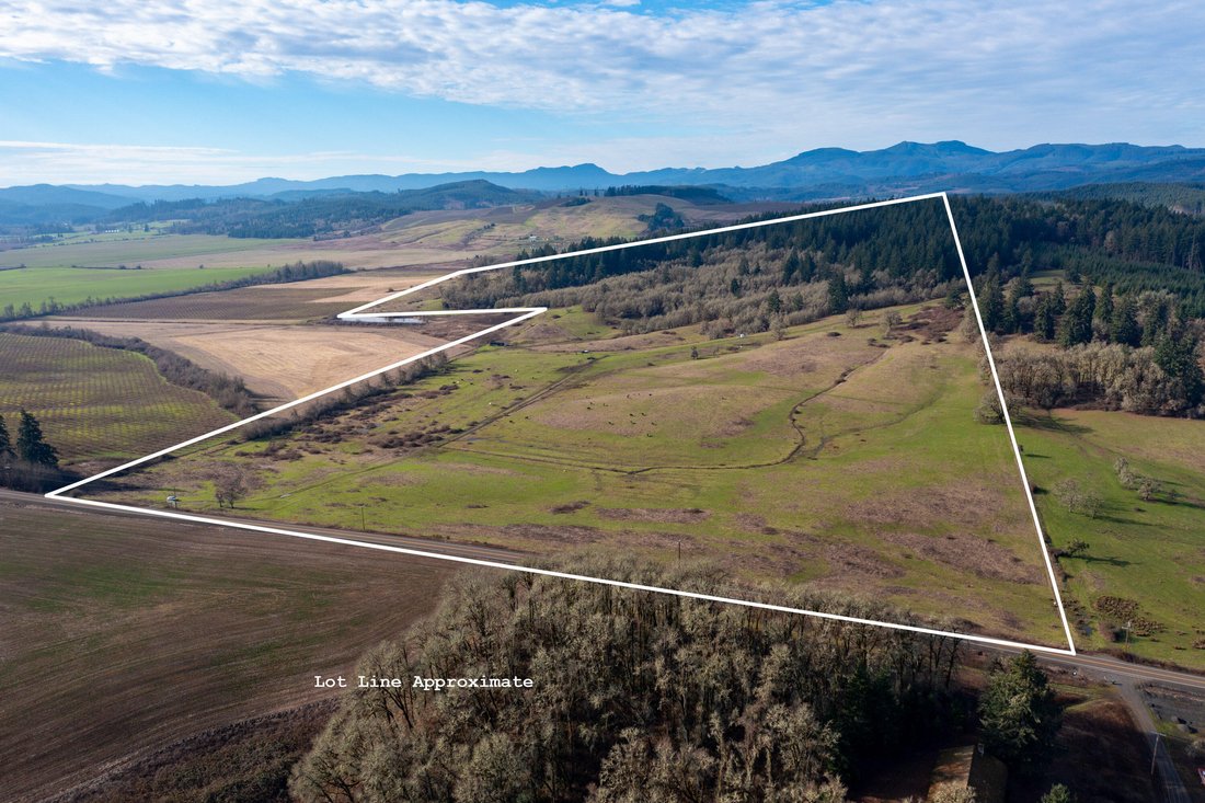 Farm Ranch in Monmouth, Oregon, United States 1 - 15852854