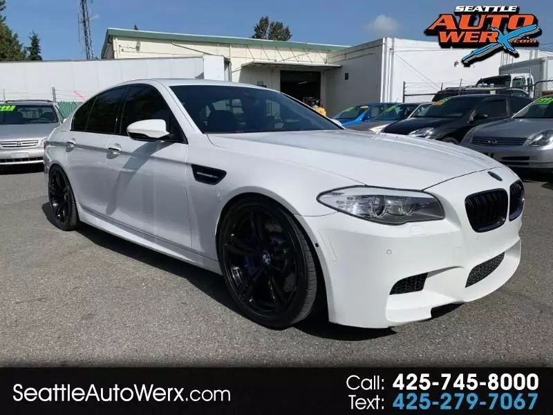 Sedan in Lynnwood, WA, United States 1 - 15853501