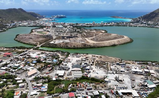 Land in Philipsburg, Sint Maarten 1