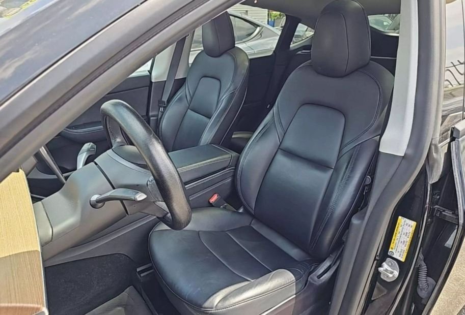 Suv in Irvine, CA, United States 5 - 15852501