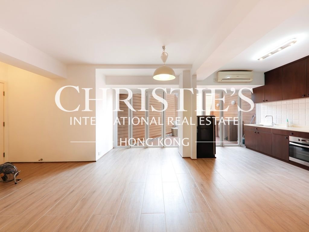 Apartment in Hong Kong, Hong Kong 2 - 15852687