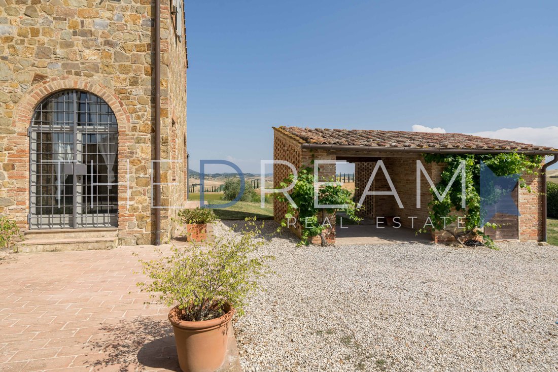 Villa in Asciano, Tuscany, Italy 3 - 15853361