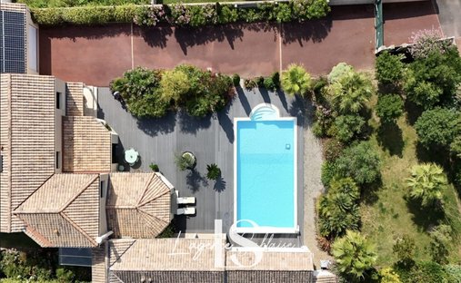 Villa in Les Sables-d'Olonne, Pays de la Loire, France 1