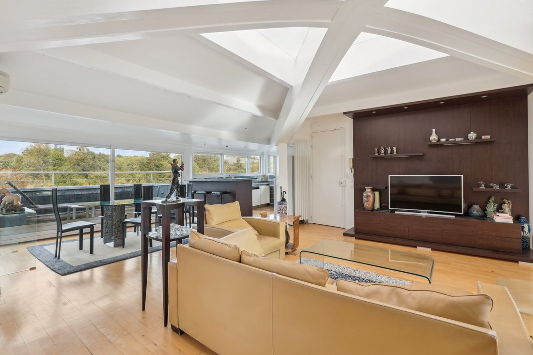 Apartment in Bois de Boulogne, Paris 16e Arrondissement, Paris 4 - 15853623