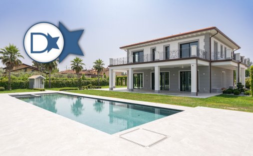 Villa in Center, Forte dei Marmi, Tuscany 1