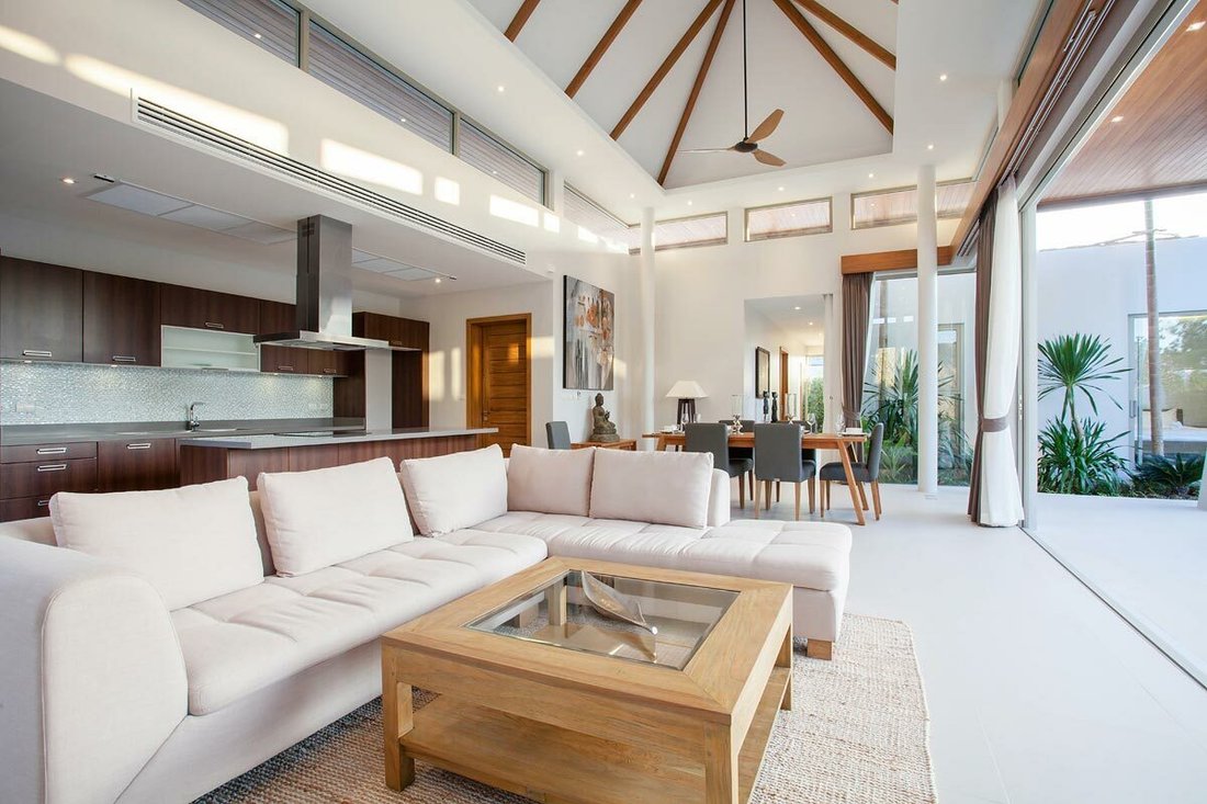Villa in Choeng Thale, Phuket, Thailand 2 - 15862383