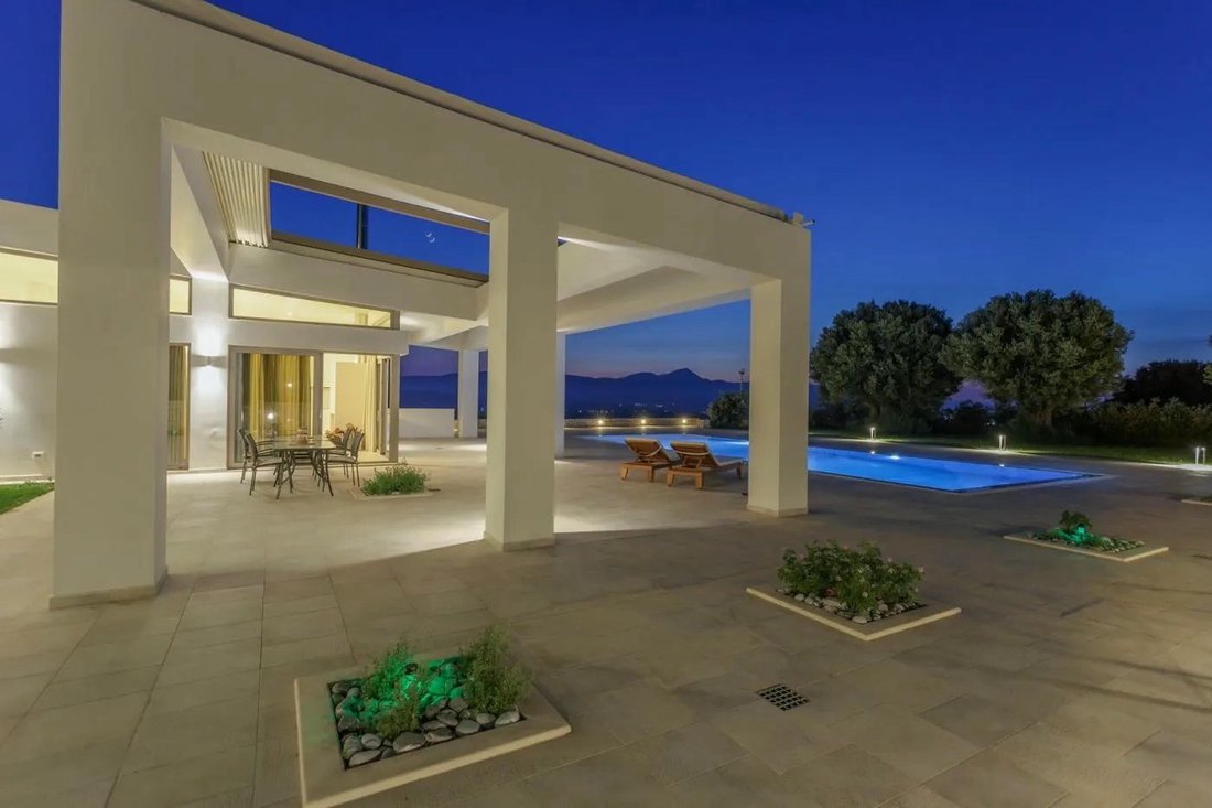 Villa in 2nd Community of Heraklion - Eastern, Heraklion, Greece 2 - 15857659