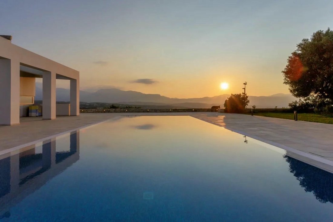Villa in 2nd Community of Heraklion - Eastern, Heraklion, Greece 3 - 15857659