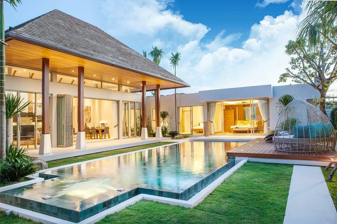 Villa in Choeng Thale, Phuket, Thailand 1 - 15862383