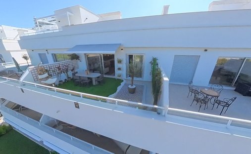 Penthouse in Estepona, Andalusia, Spain 1
