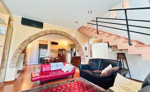 Castle for Sale in Molino d'Egola, Tuscany, Italy