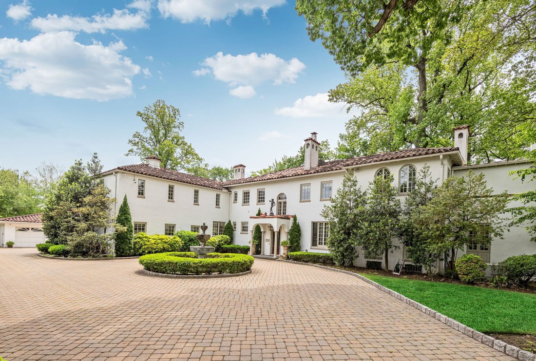 House in Englewood, New Jersey, United States 2 - 15855093