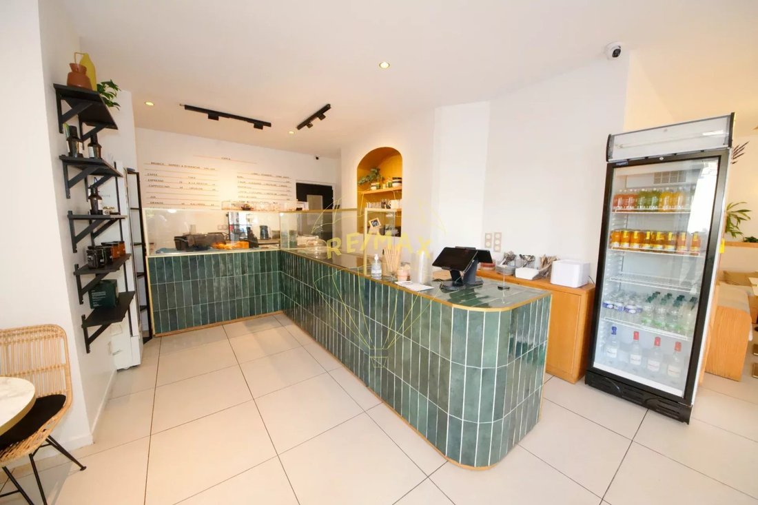 Centre Ville, Suresnes, France 3 - 15855854
