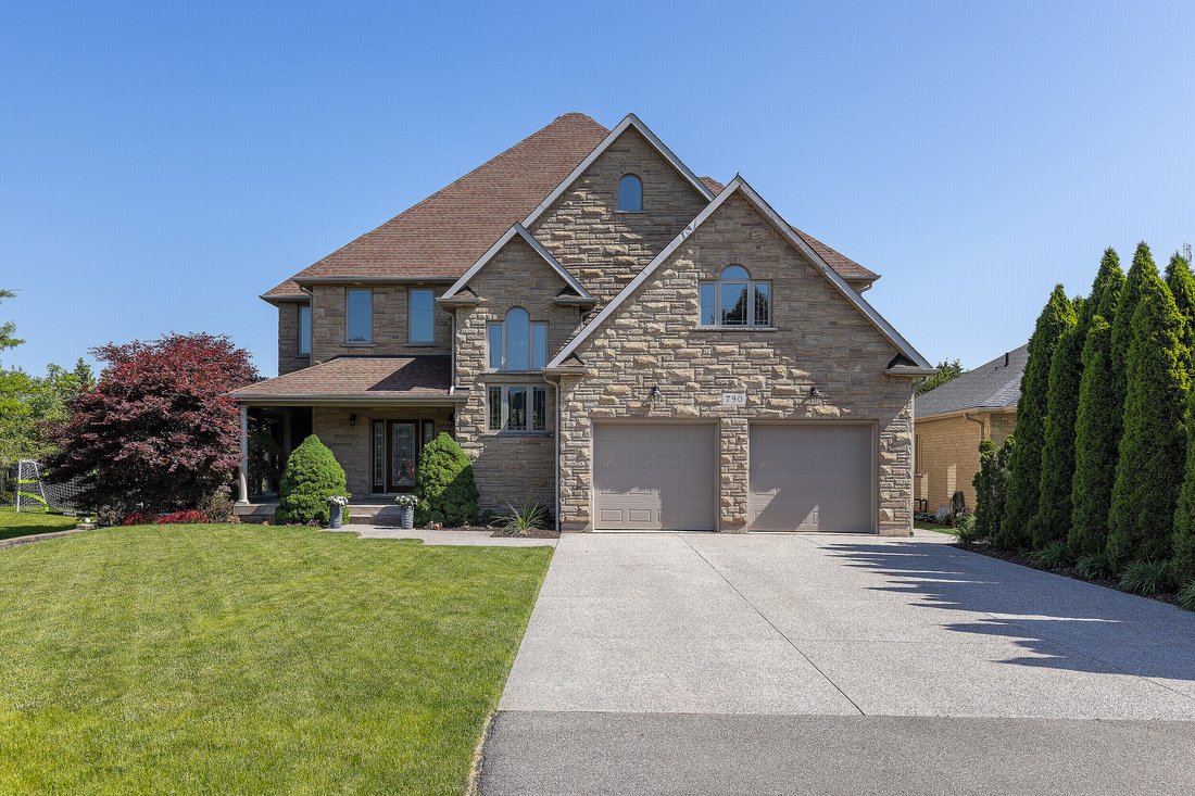 House in Niagara-on-the-Lake, Ontario, Canada 1 - 15855735