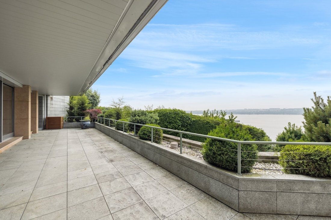 Luxury, Peace And Majestic Views Of Lake Geneva