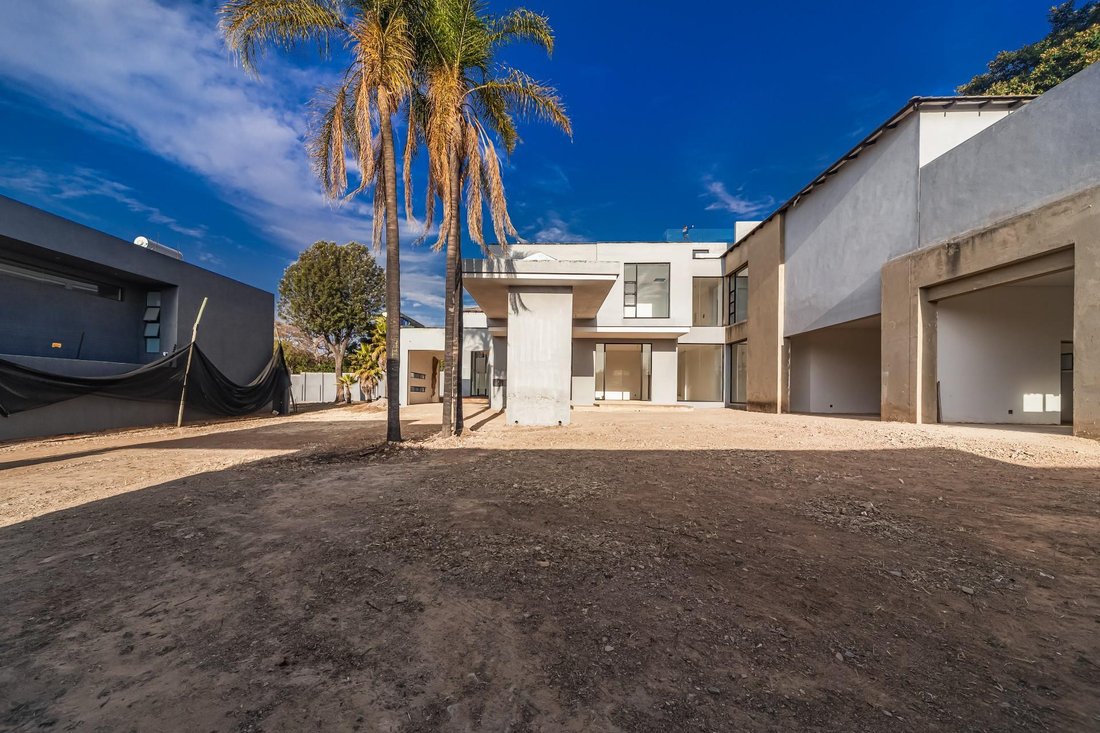 House in Sandton, Gauteng, South Africa 5 - 15853769