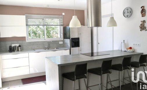 Castle for Sale in Saint-Michel-Chef-Chef, Pays de la Loire, France