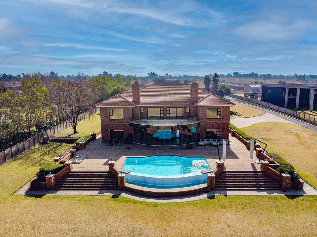 Maison à Vanderbijlpark, État-Libre, Afrique du Sud 1 - 15853802