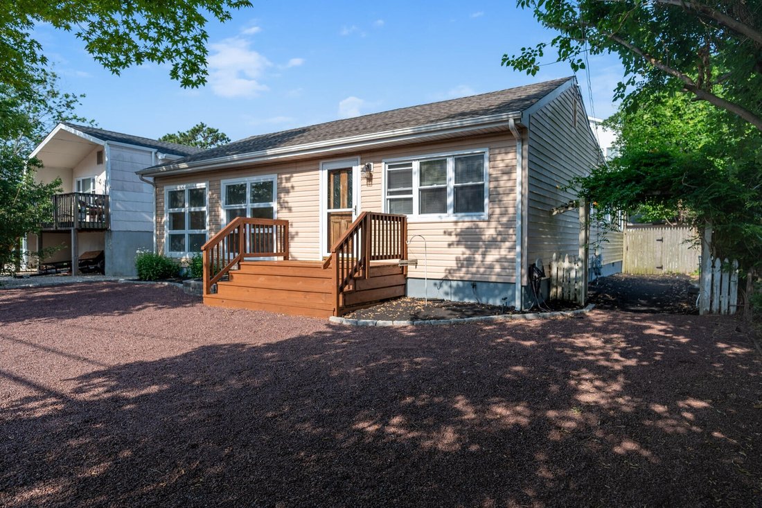 House in Toms River, New Jersey, United States 5 - 15855607