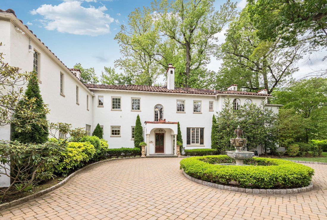 House in Englewood, New Jersey, United States 4 - 15855093