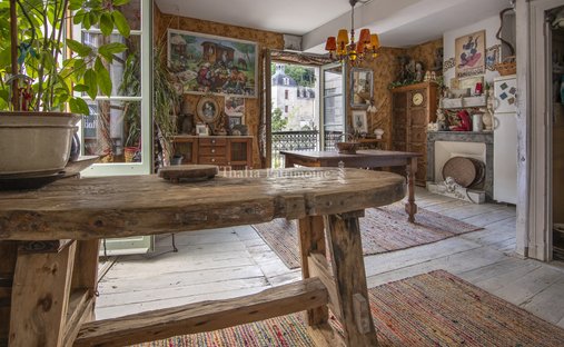 Castle for Sale in Brantôme en Périgord, Nouvelle-Aquitaine, France