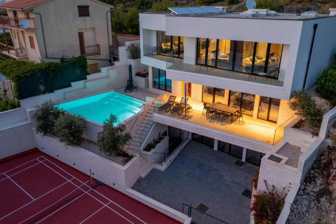 Villa in Primosten Burnji, Sibenik-Knin County, Croatia 2 - 15856255