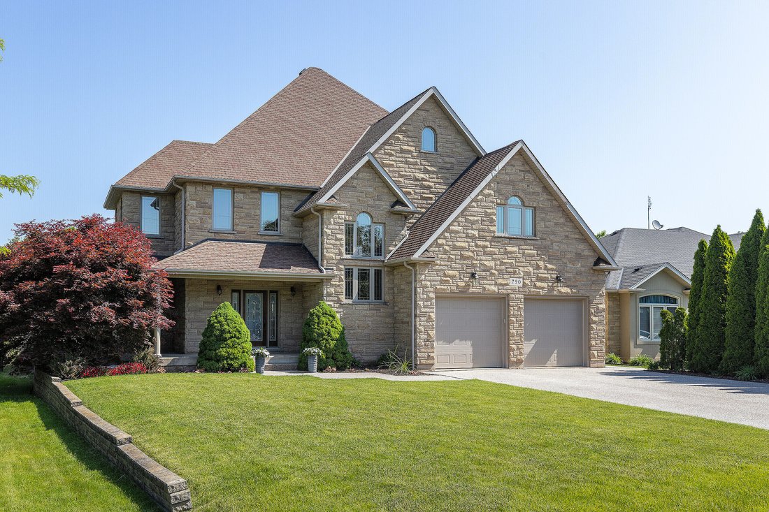 House in Niagara-on-the-Lake, Ontario, Canada 3 - 15855735
