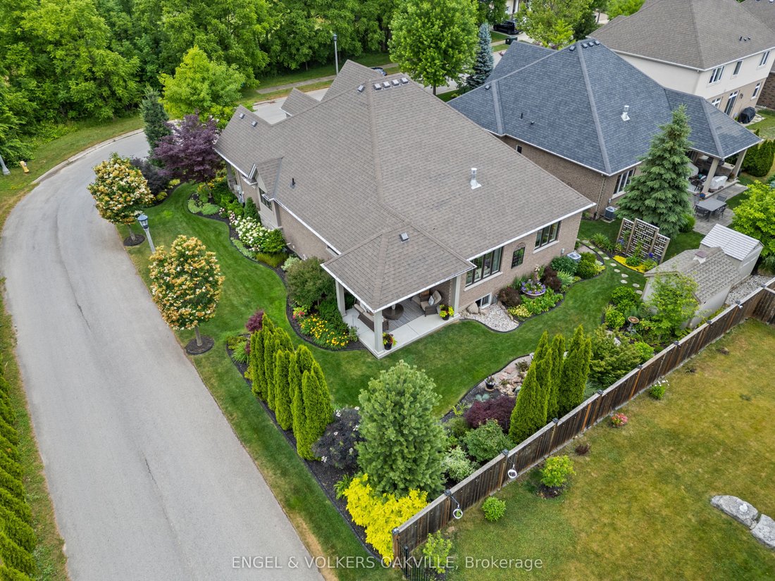 House in Niagara-on-the-Lake, Ontario, Canada 2 - 15862255