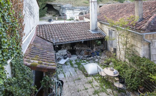 Castle for Sale in Brantôme en Périgord, Nouvelle-Aquitaine, France