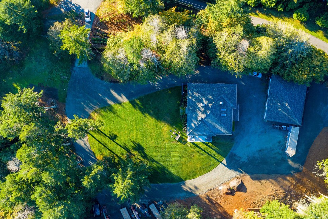 House in Victoria, British Columbia, Canada 2 - 13617022