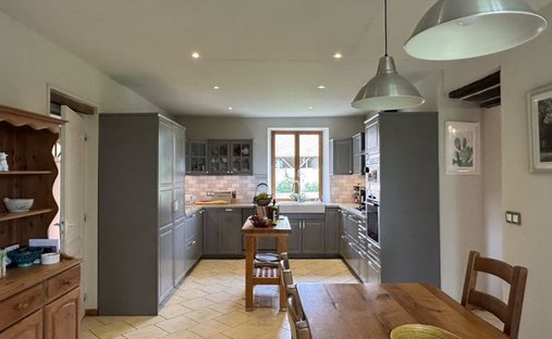 For Sale Near Marciac (32) 32 Room Castle 1540 M2 Of Living Space 5.8 Hectare Estate