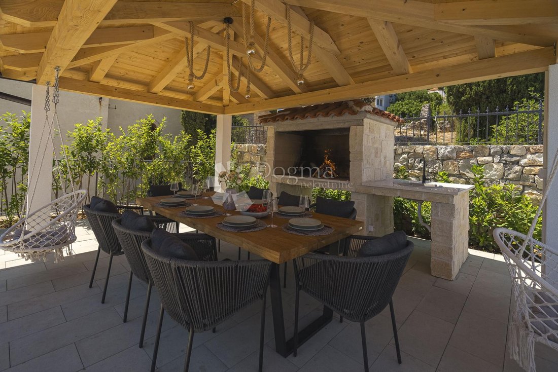 House in Tribunj, Sibenik-Knin County, Croatia 4 - 15856541