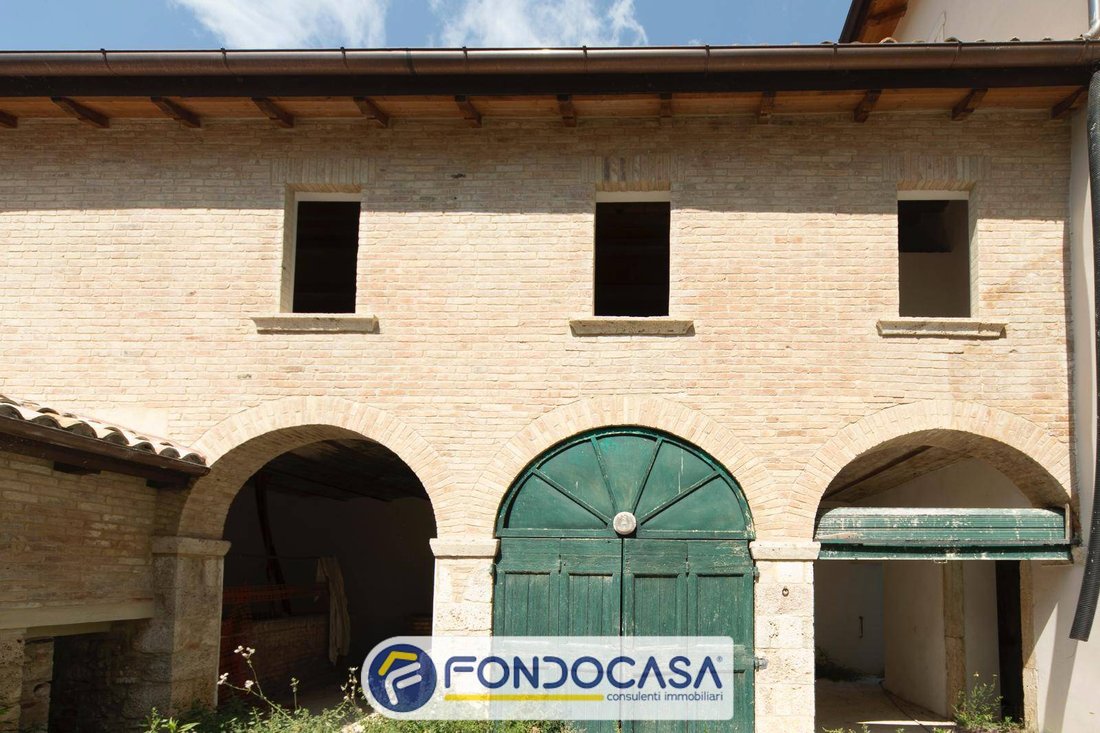 House in Castel Trosino, Ascoli Piceno, Marche 3 - 15856875