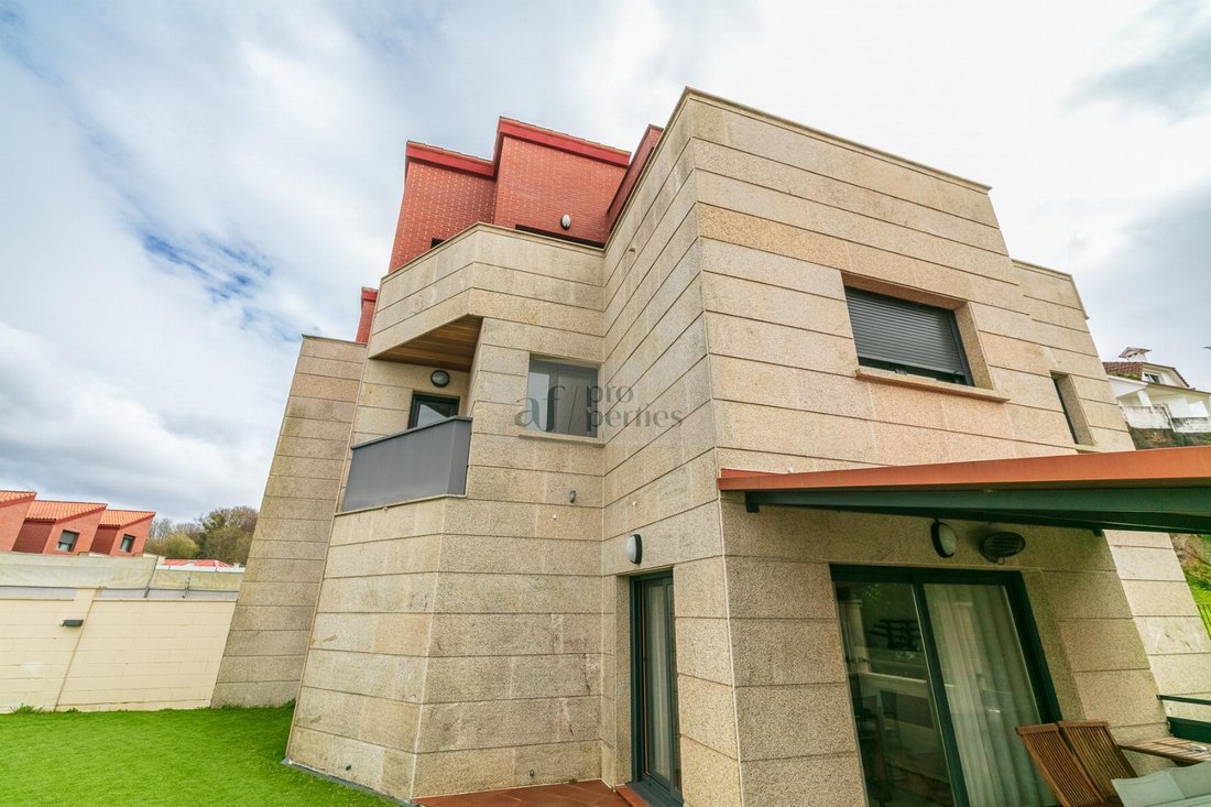 Chalet in Matama, Vigo, Spain 1 - 15138945