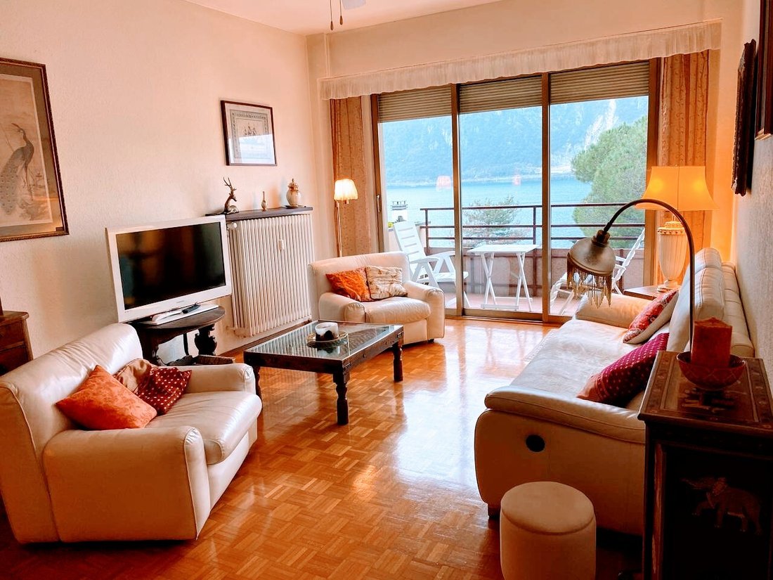 Apartment in Campione d'Italia, Lombardy, Italy 4 - 15857658