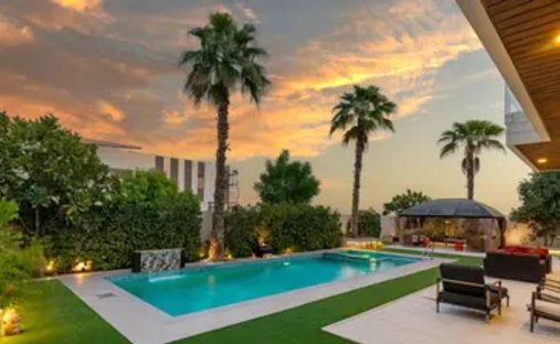Villa in Dubai, Dubai, United Arab Emirates 1