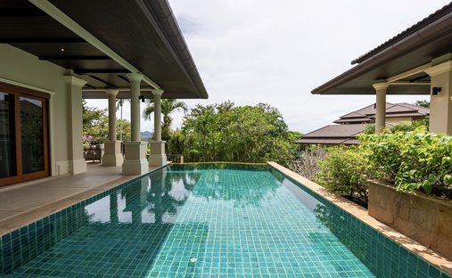 Villa in Choeng Thale, Phuket, Thailand 1
